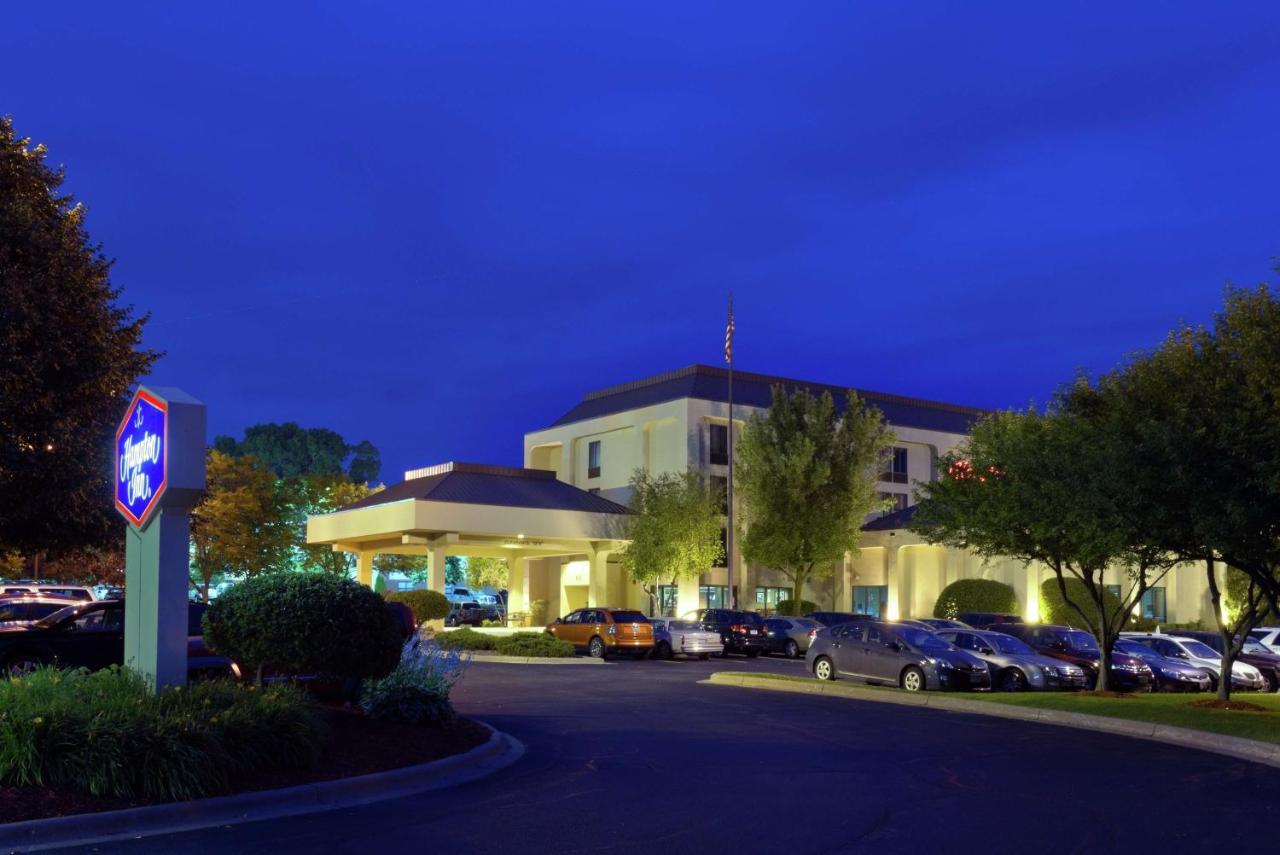 Hampton Inn Rockford Eksteriør bilde
