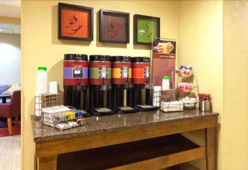 Hampton Inn Rockford Eksteriør bilde